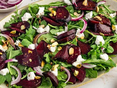 Салаты из свеклы: 7 простых и вкусных рецептов