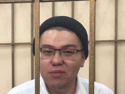 Лидер партии «Социал-демократы» обратился из-за решетки к Жапарову с требованием открытого суда