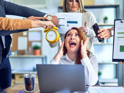 Стресс и нагрузка на работе: кто имеет законное право на дополнительный отпуск