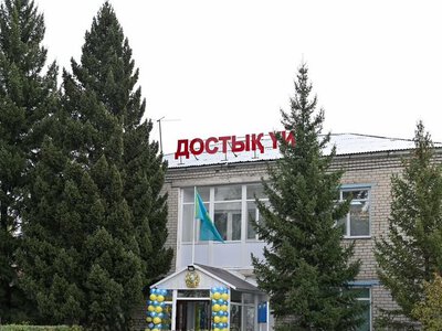 В Бородулихинском районе капитально отремонтировали Дом дружбы и благоустроили аллею