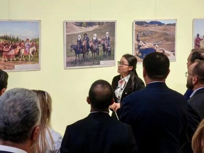  Фотовыставка о казахской культуре открылась в Ашхабаде 