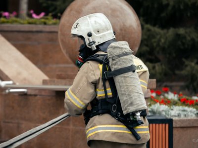  Мансарда полыхала открытым огнём в Астане 