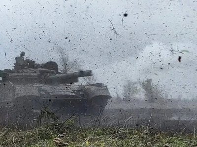 На фронте за сутки зафиксировано 165 боевых столкновений: ВСУ уничтожили РСЗО, 54 артсистем, 3 ББТ и 1830 оккупантов