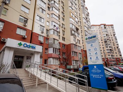 Две недели без судебных заседаний: кто и почему тормозит рассмотрение дела о врачебной халатности врачей Odrex?