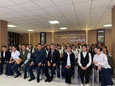 Столичным школьникам рассказали о силе искусства и выборе здорового образа жизни в Астане