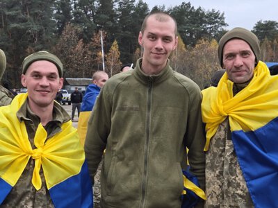 Украина провела обмен пленными: домой вернулись 270 граждан