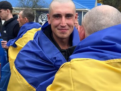 Украина вернула из плена 270 человек: среди них защитники Мариуполя и 5 украинцев, переживших теракт в Оленевке