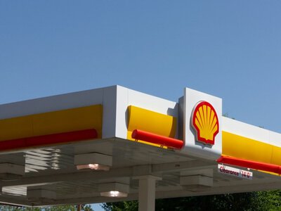 Shell и Exxon выставили на продажу химический бизнес в Британии за $8 млрд