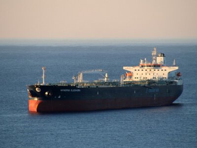 Цена на нефть марки Brent достигла максимального уровня за более чем пять месяцев после новых атак хуситов