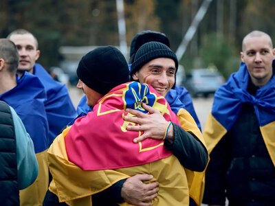 Украина вернула из плена еще 270 человек: среди них – пятеро выживших после теракта в Еленовке (фото)