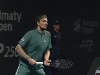  Александр Бублик вышел в полуфинал Almaty Open после победы над Хачановым 