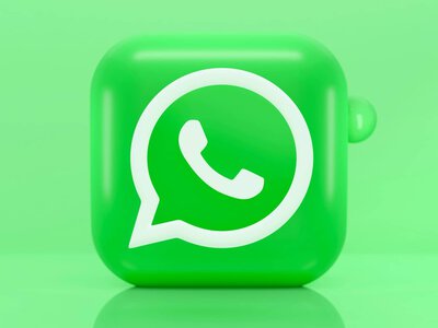 WhatsApp тестирует отложенную отправку сообщений на iPhone