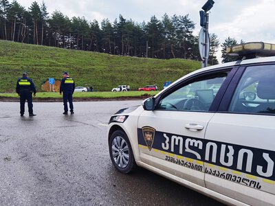 В Тбилиси задержали двух подростков по подозрению в подготовке нападения на школу — СМИ
