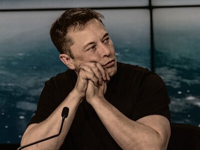 Долг на $40 млрд: Маск заявил о сделке для SpaceX, но инвесторы еще торгуются