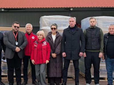 Аграрии девяти прифронтовых областей получат рукава для хранения зерна: какие условия