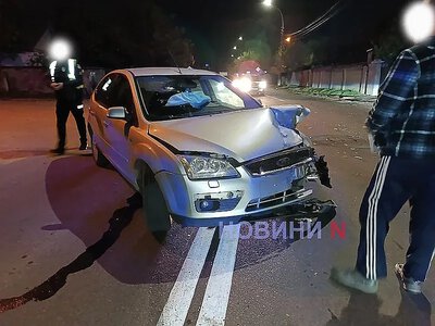 В Николаеве водитель Ford, который столкнулся с Mercedes с прицепом, оказался пьян