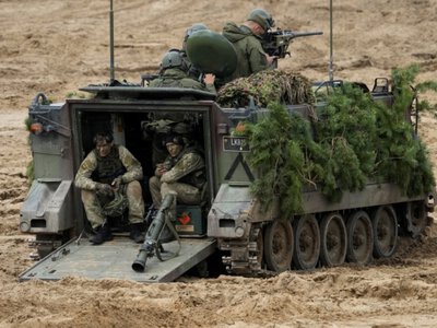 Военные НАТО начали новые учения в Латвии