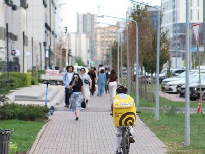 Судоисполнители в Казахстане теперь вправе запрашивать у сервисов такси и доставки сведения о должниках по алиментам