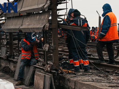 Когда восстановят движение по Южному мосту: ситуация на месте прилёта, фоторепортаж