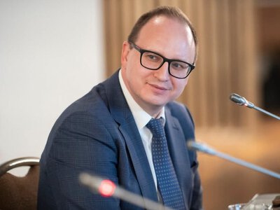 Бывший замминистра экономики стал топ-менеджером в компании совладельца АТБ