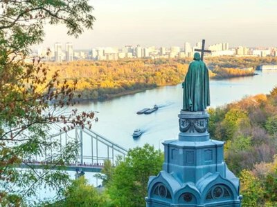 В Киеве построят по меньшей мере два новых мобильных моста через Днепр: сколько времени на это нужно