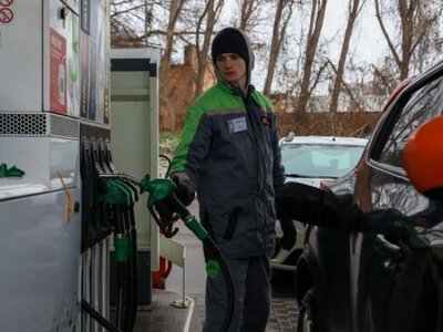 «Сжиженный газ и дизель идут вверх»: как изменились ценники на украинских АЗС 28 октября