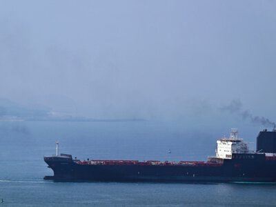 Три морских беспилотника атаковали контейнеровоз у берегов Болгарии – экипаж эвакуирован