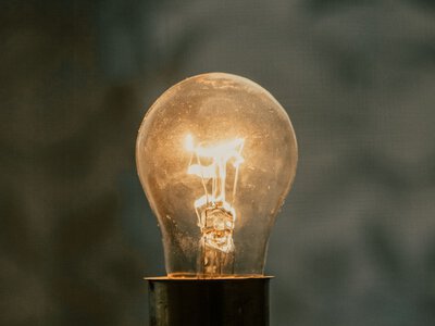29 октября в части областей Украины будут действовать графики отключения света