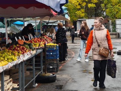 Огурцы уже по 120 грн: как изменились цены на рынке Черемушки в Одессе