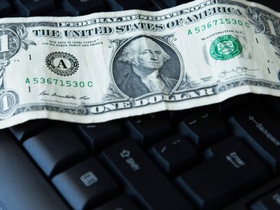 Курс валют на 29 октября 2026: сколько стоит доллар, евро и злотый?