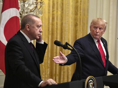 Трамп обсудил с Эрдоганом завершение войны в Украине