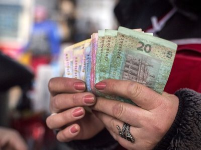 В Украине повысили порог задолженности, при превышении которого может быть изъято единственное жилье: какова теперь эта сумма