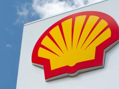 Shell заработала почти $11 млрд за квартал на фоне перебоев в мировом производстве топлива