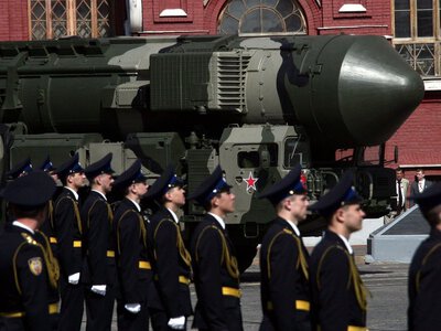 Российский ВПК полностью зависит от импортных деталей, – советник президента
