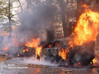 Российский удар по Чернигову: погибли две подростка, среди раненых - дети (фото)