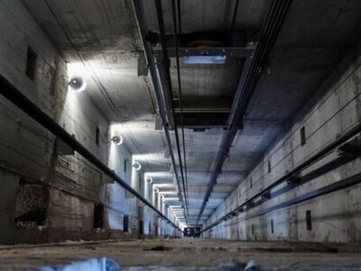  Подросток упал в шахту лифта с десятого этажа в Екатеринбурге 