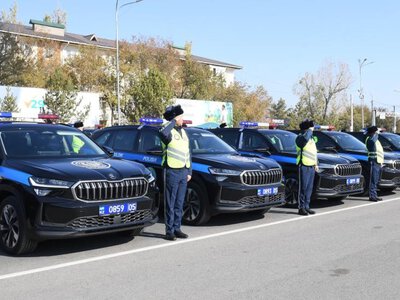  Полицейские Алматинской области получили новые служебные автомобили 